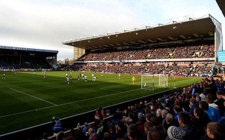 终确保了球 终确保了球